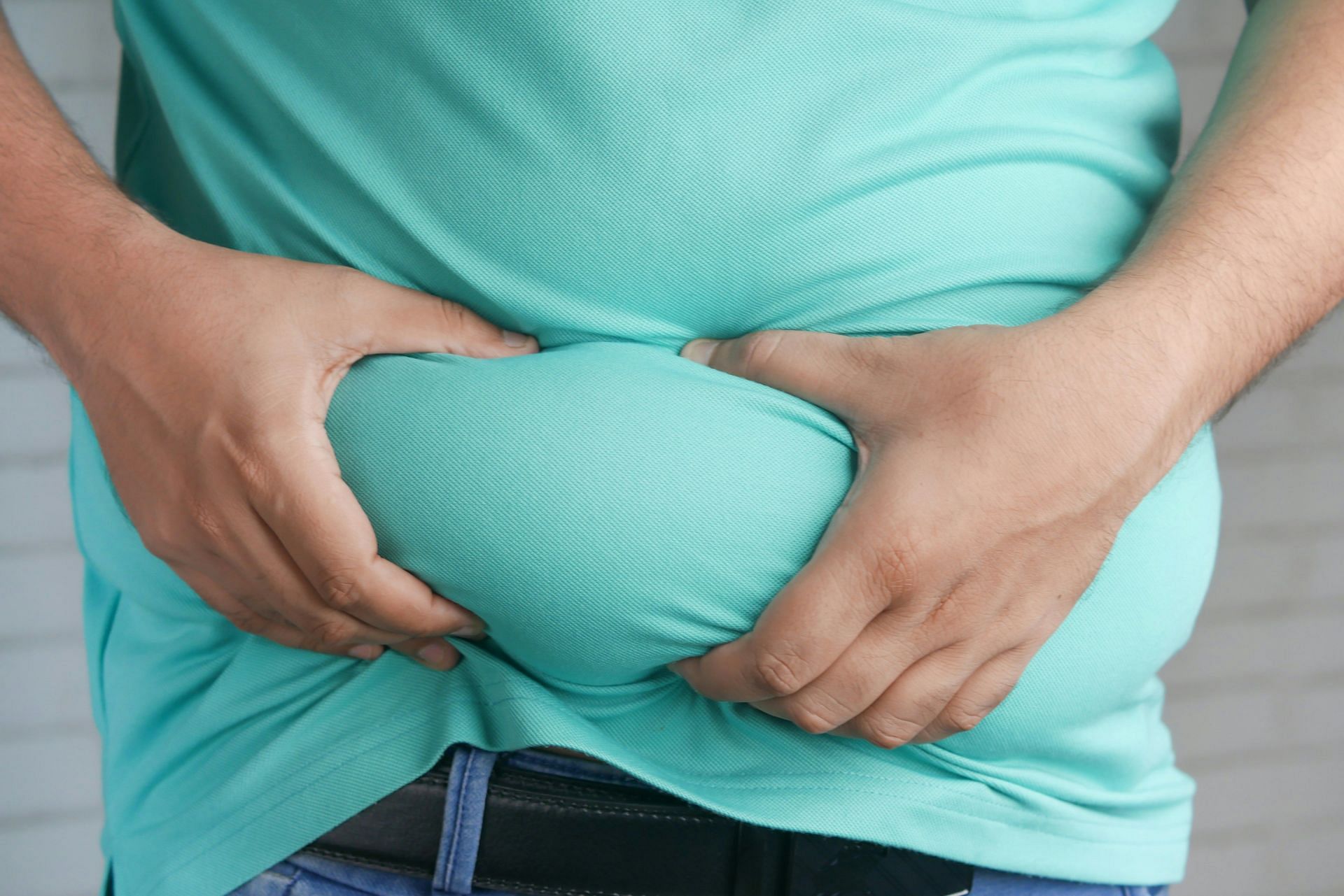 Are you obese? Then you can get an umbilical hernia. (Image by Towfiqu Barbhuiya/Unsplash)