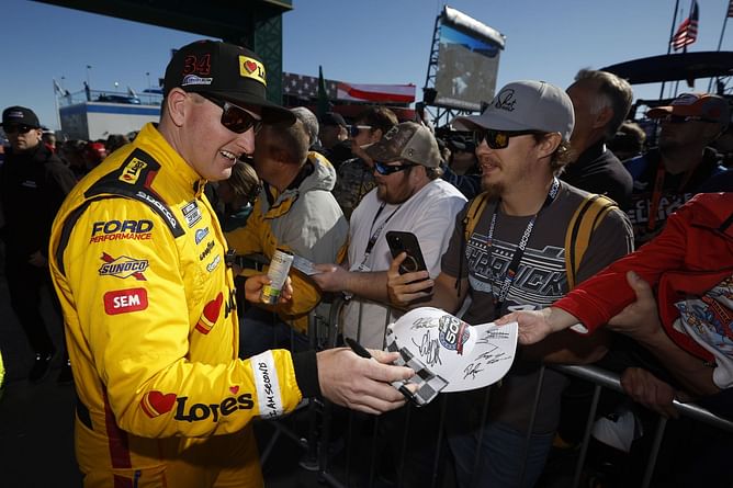 Michael McDowell grabs pole position in Ambetter Health 400 at Atlanta Superspeedway