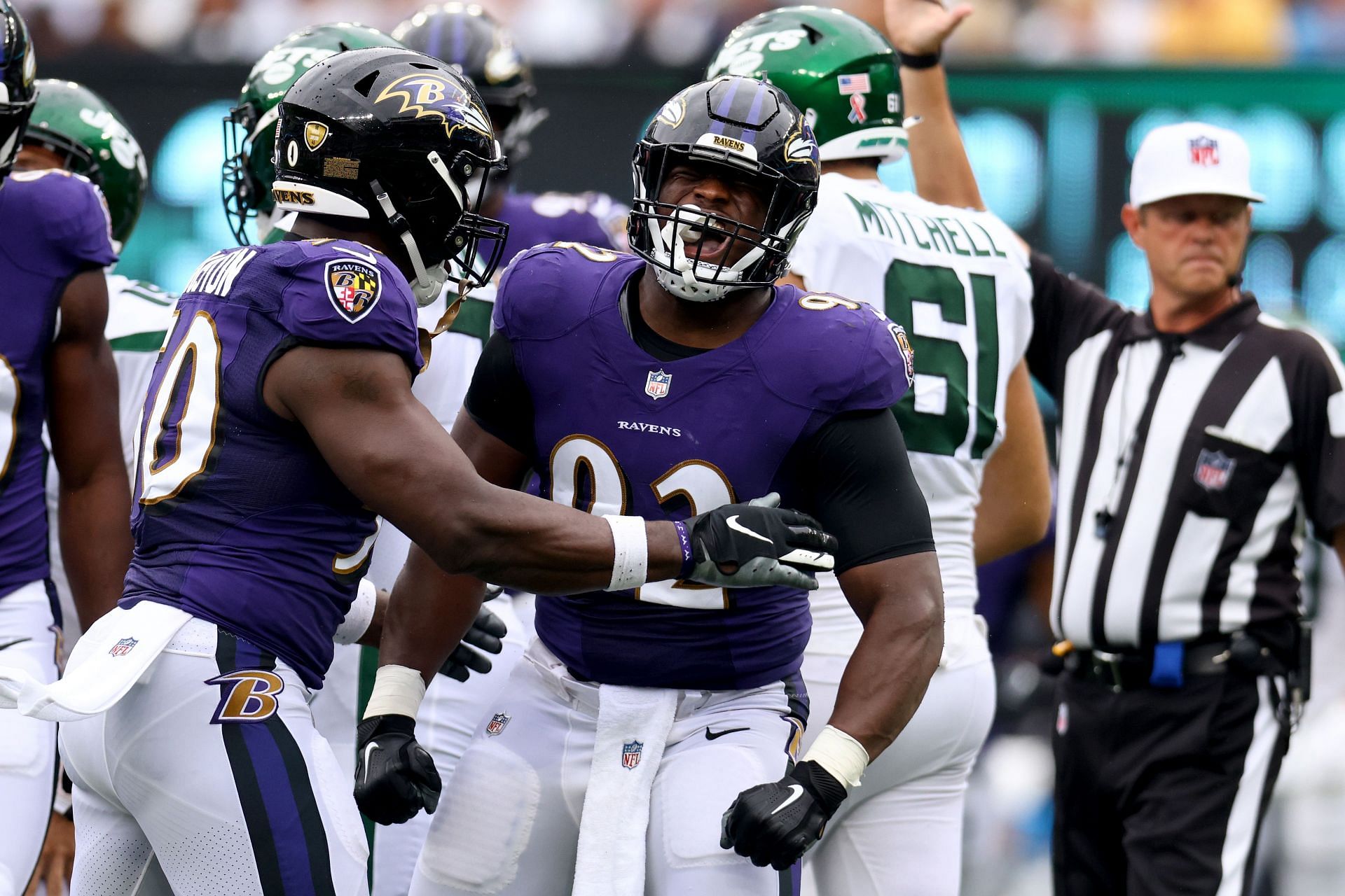 The Baltimore Ravens need a way to convince Justin Madubuike to stay