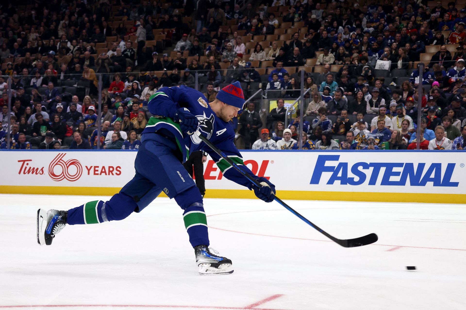 Elias Pettersson at the 2024 NHL All-Star Skills Competition