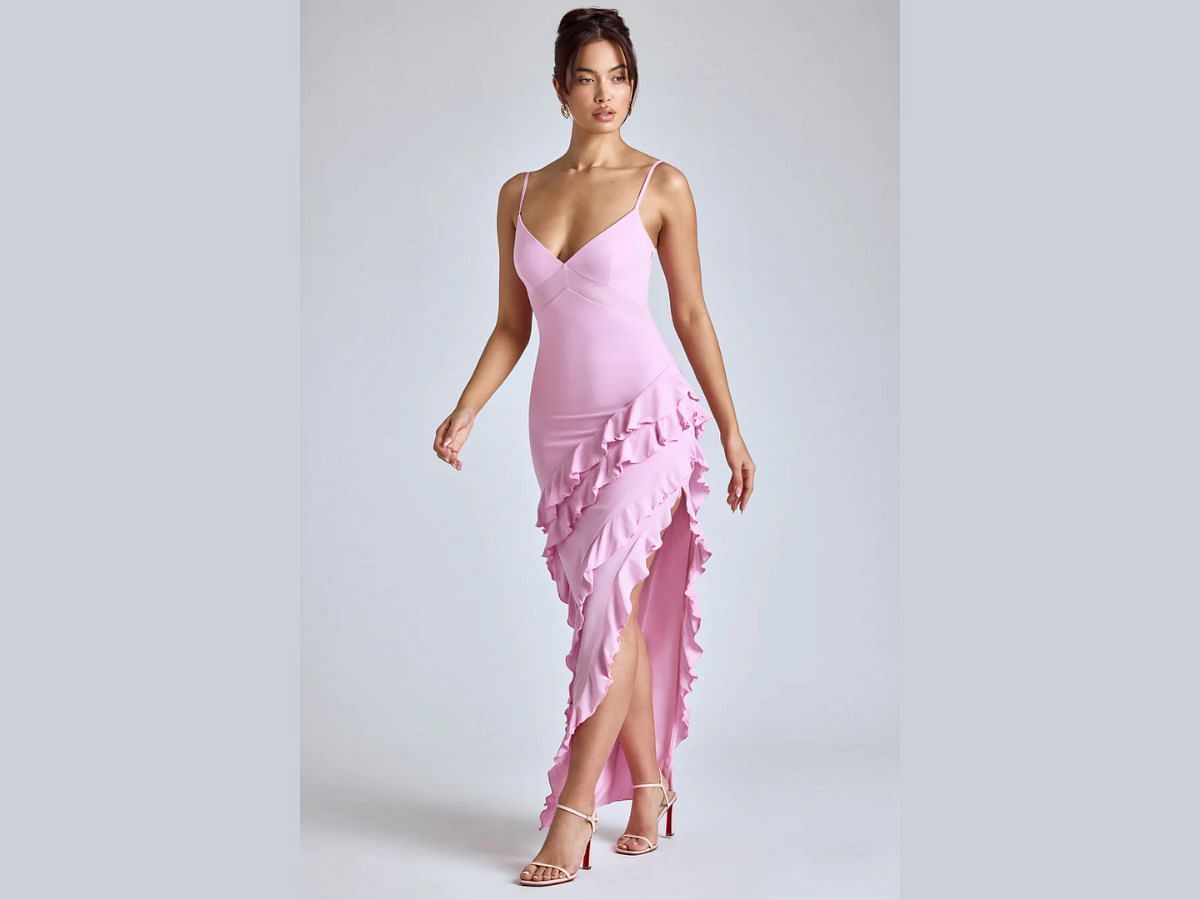 The Paneled ruffle evening gown &quot;Aurelie&quot; (Image via Oh Polly)