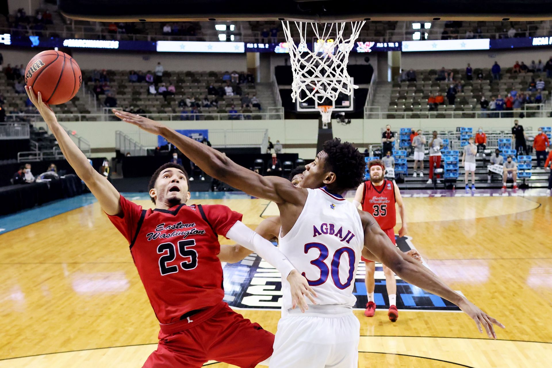 Eastern Washington v Kansas