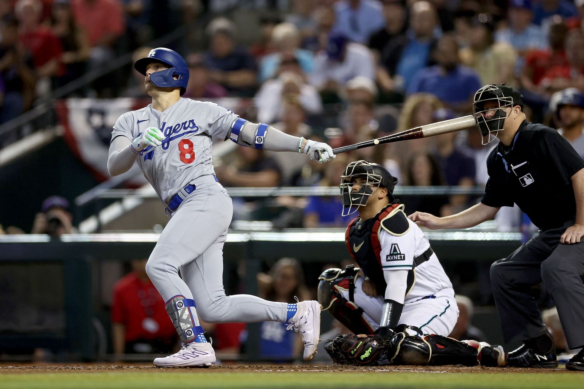 Kike Hernandez is back with the Dodgers.