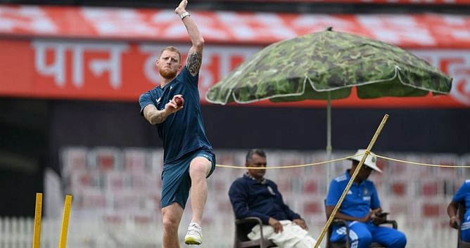 IND vs ENG : चौथे टेस्ट से पहले नेट्स में गेंदबाजी करते हुए बेन स्टोक्स ने बहाया पसीना, वीडियो आया सामने