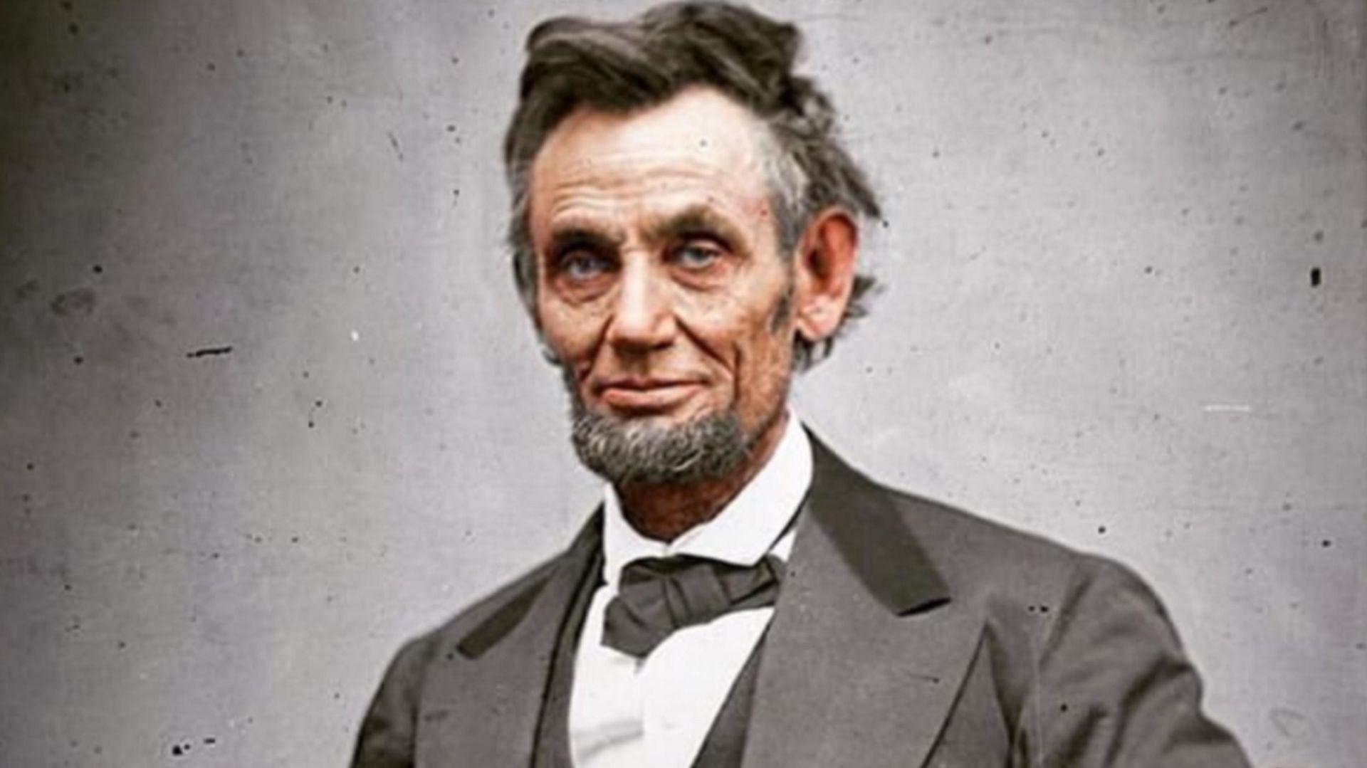 Abraham Lincoln (Image via Instagram/@abraham._lincoln)