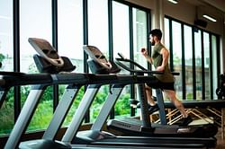 8 most effective back warm up exercises