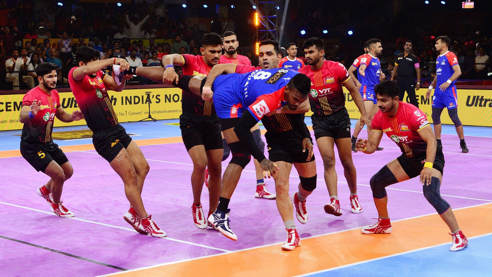 Haryana Steelers vs Bengaluru Bulls (image via PKL)