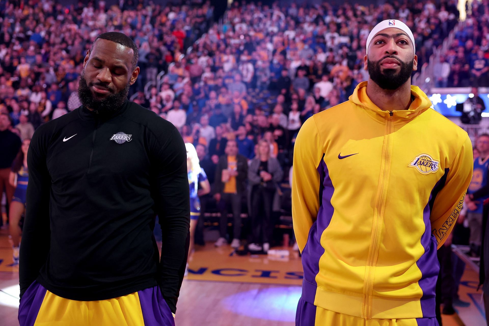 Anthony Davis' stats with LeBron James out: Looking at Lakers center's ...