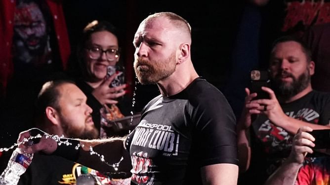 Jon Moxley beats returning former WWE Superstar in a first-time-ever match