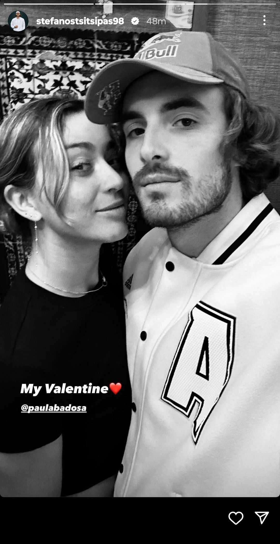 Stefanos Tsitsipas shares a cute picture with his girlfriend