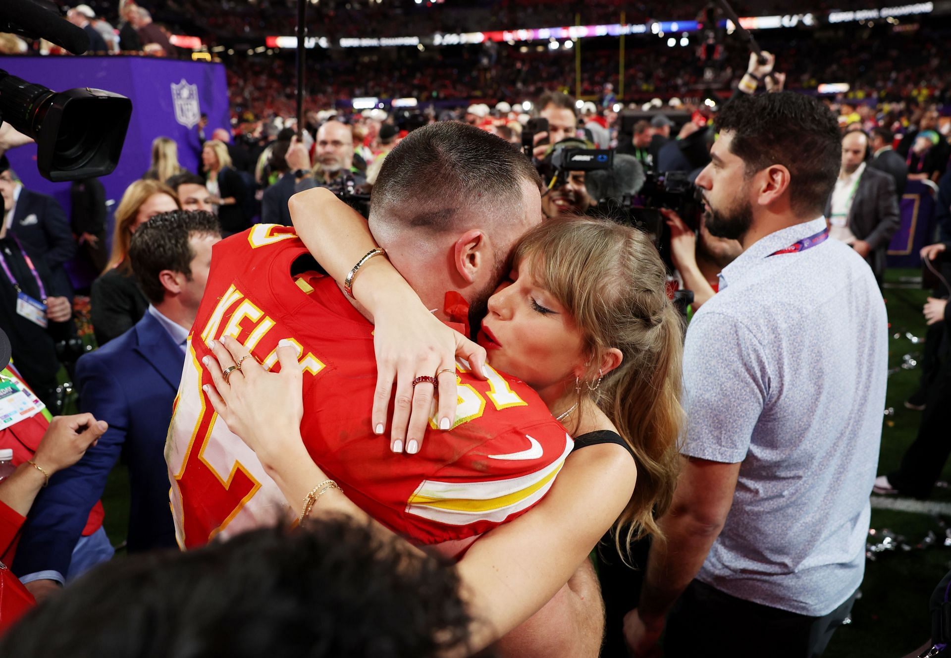 Travis Kelce and Taylor Swift are on top of the world
