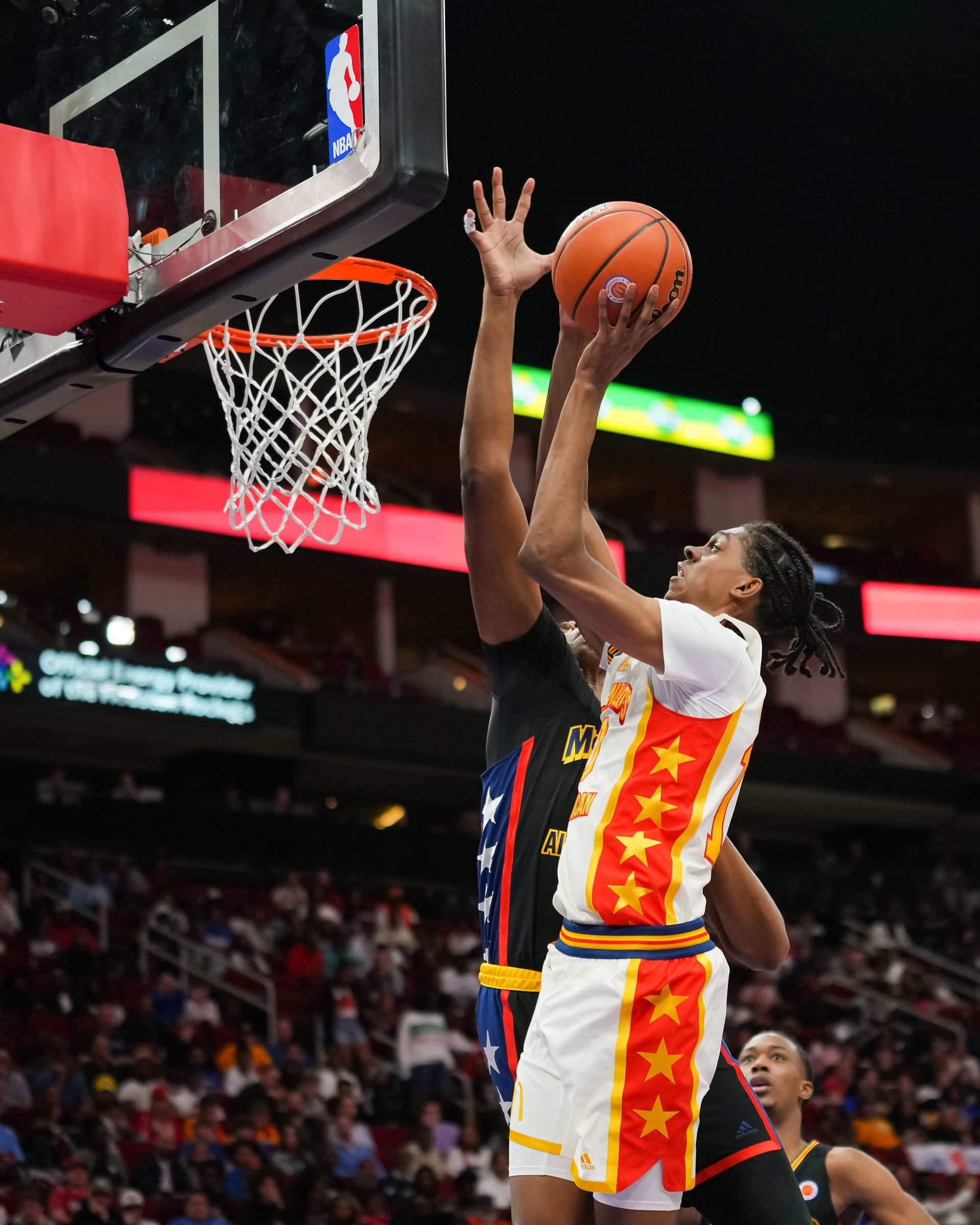 Colorado&#039;s Cody Williams, shown here in the 2023 McDonald&#039;s All American Game, is healthy for the USC game.