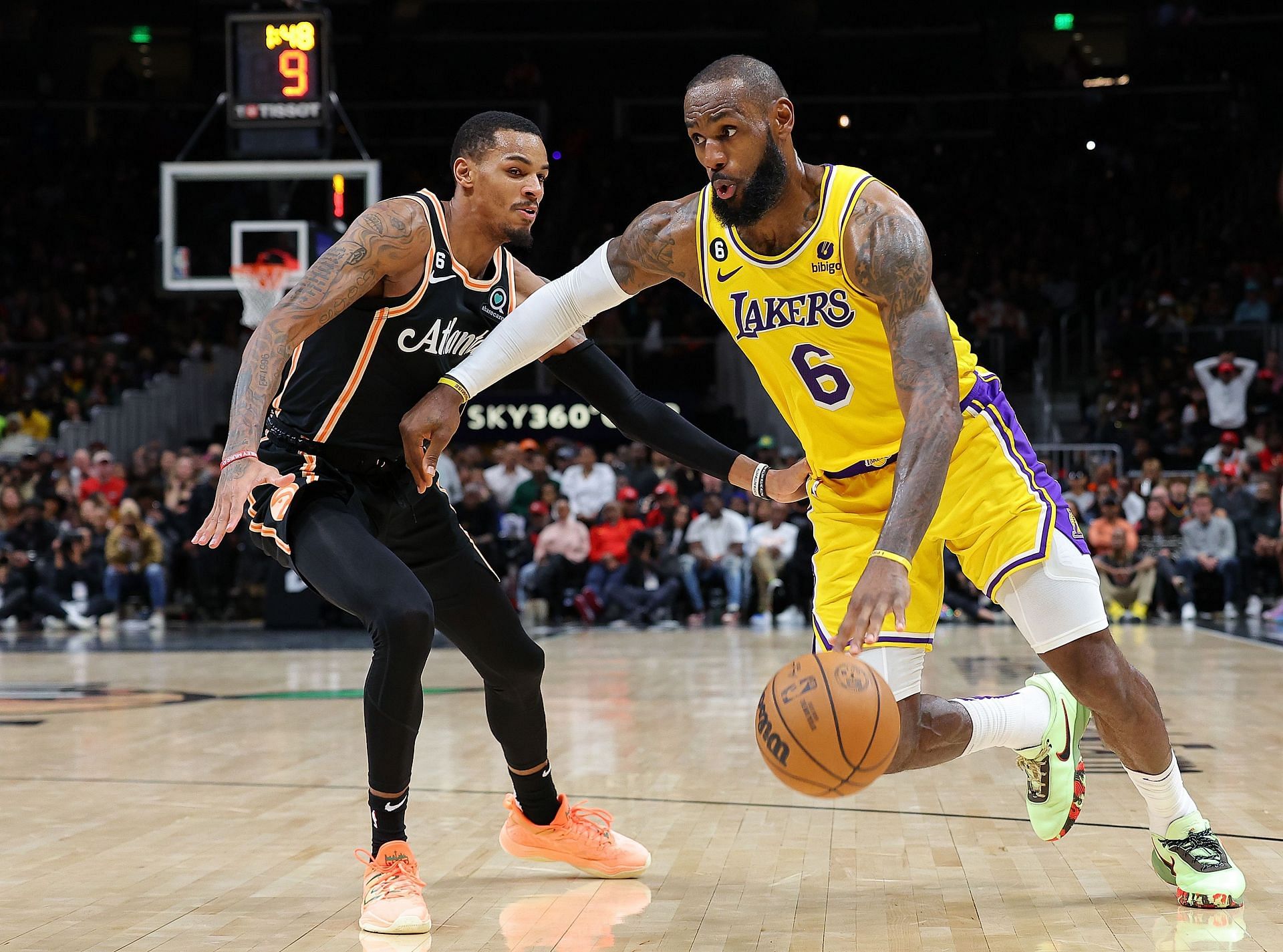 Los Angeles Lakers v Atlanta Hawks