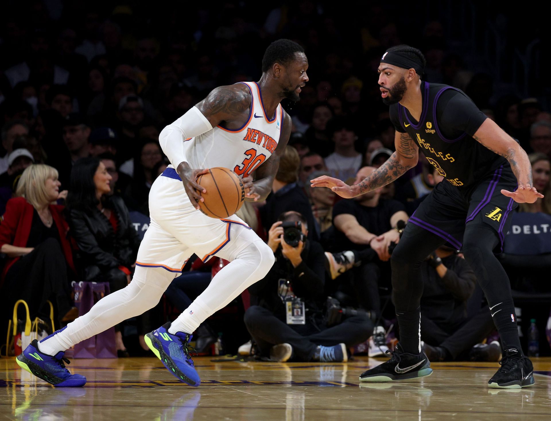 New York Knicks v Los Angeles Lakers