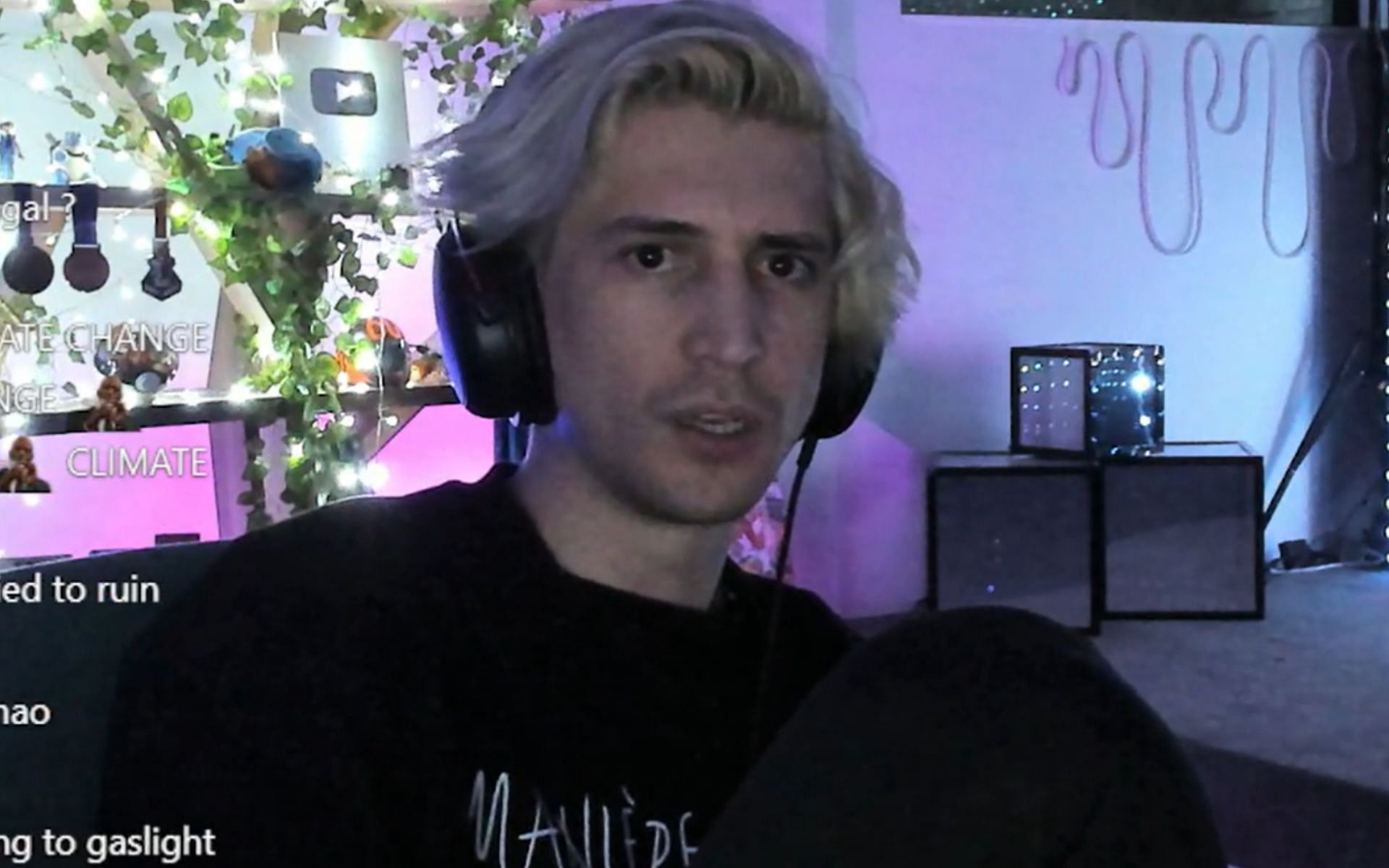 Fans believe xQc is &quot;counter-suing&quot; Adept (Image via xQc/Kick)