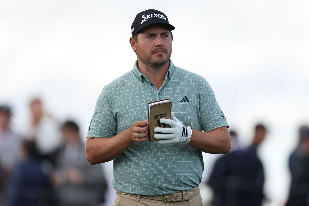 Who is leading the 2024 WM Phoenix Open after day 2? Leaderboard explored