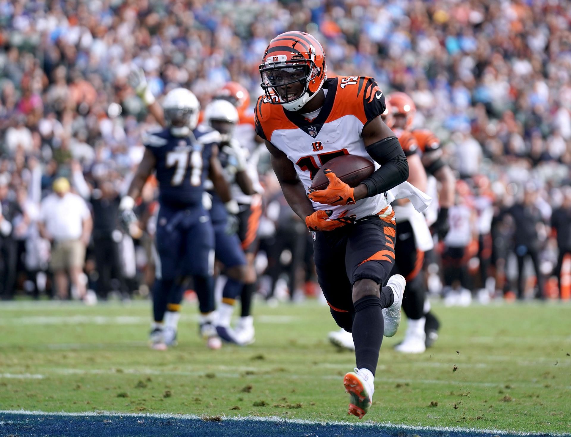 Cincinnati Bengals v Los Angeles Chargers