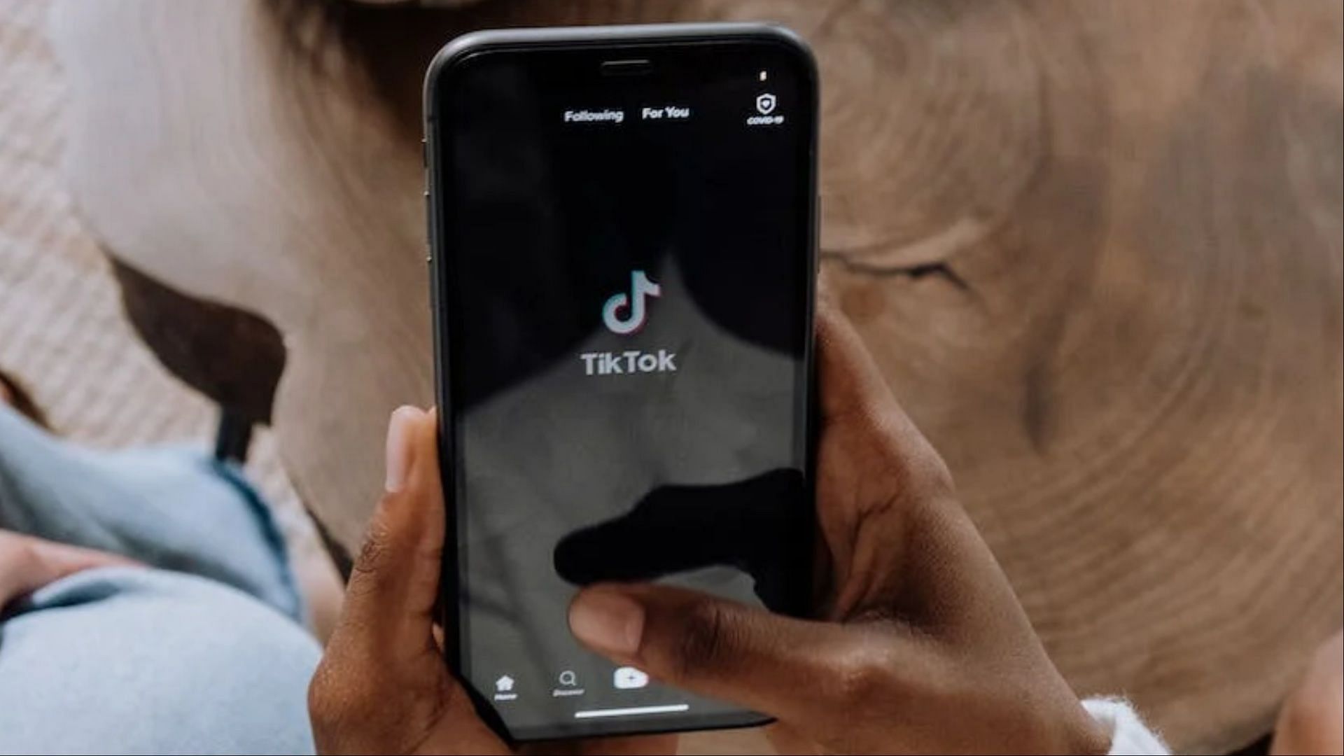 Katie Puris had multiple allegations against TikTok (Image via Pexels)