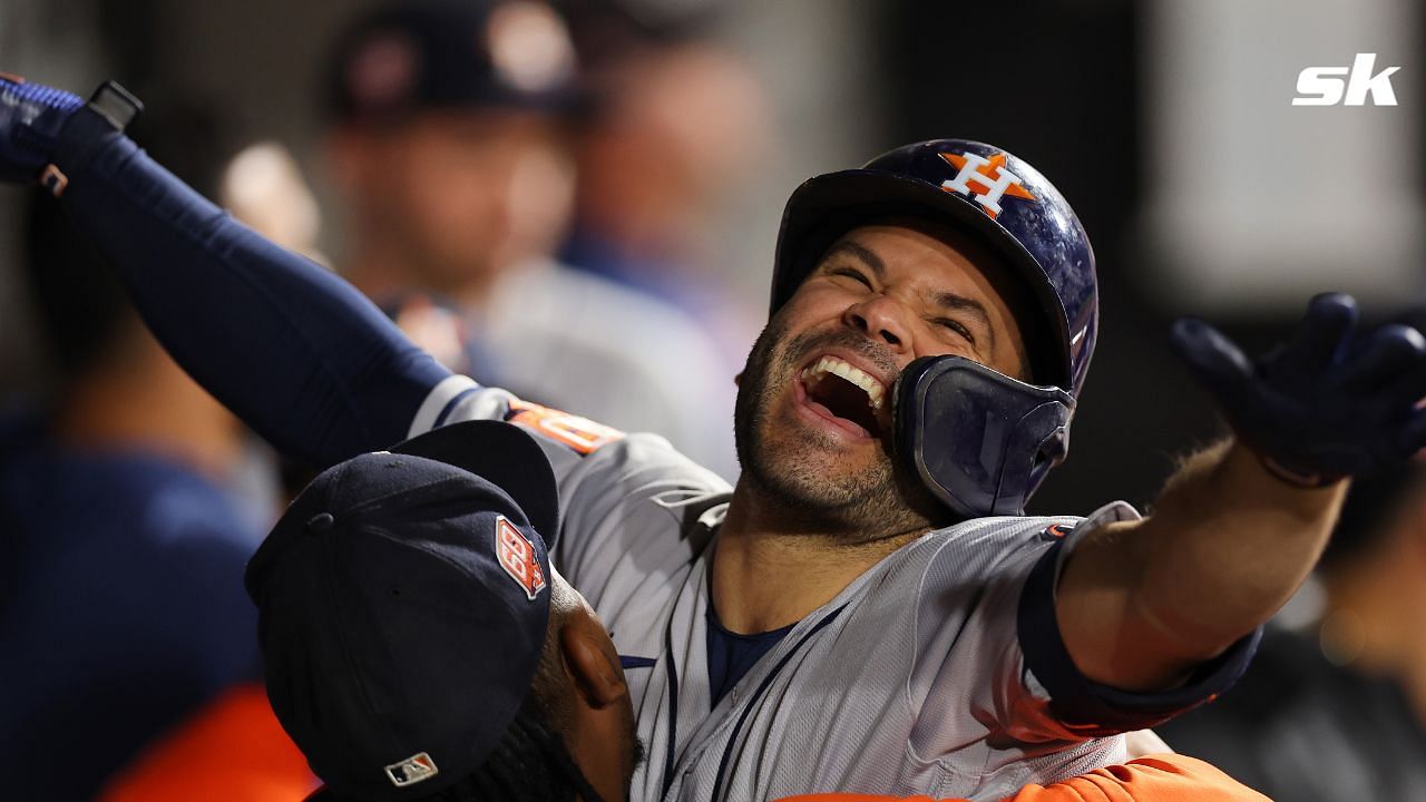 Mayor of Houston announces Jose Altuve Day as an homage to Astros star