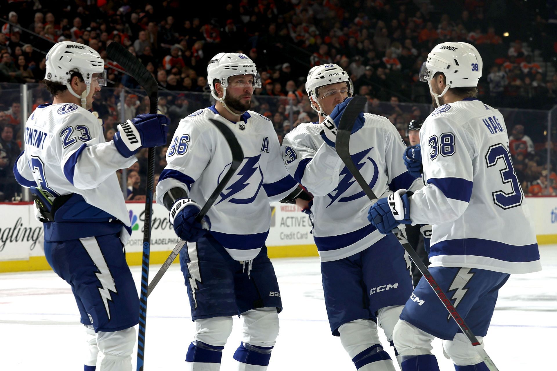 Tampa Bay Lightning v Philadelphia Flyers