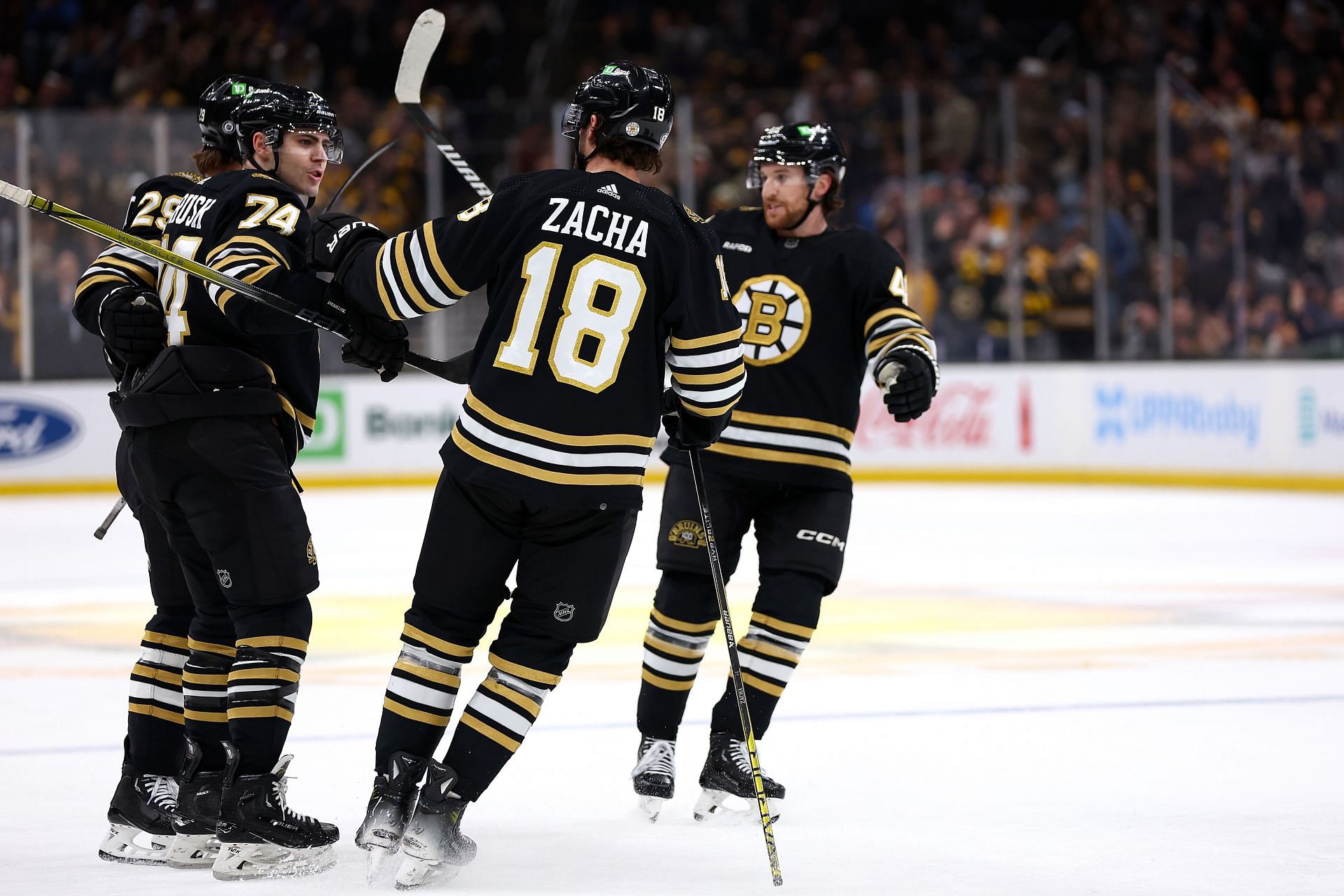 Colorado Avalanche v Boston Bruins