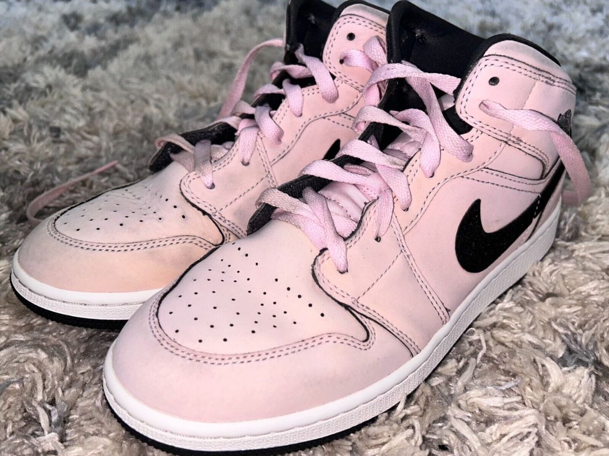 The Air Jordan 1 Mid GS &quot;Pink Foam&quot; sneaker (Image via eBay)