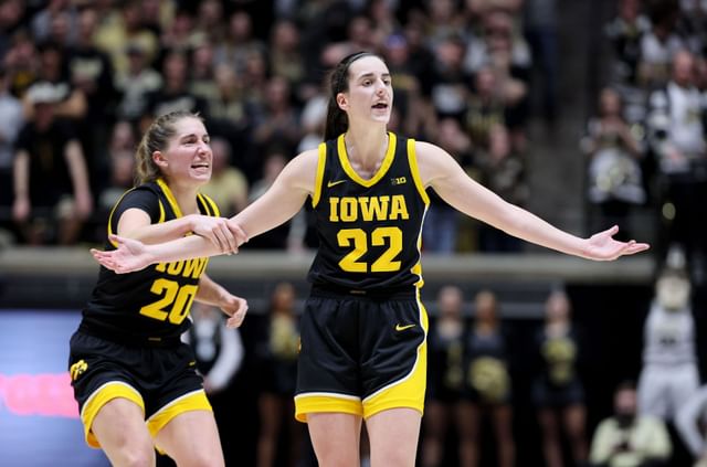 Watch: Caitlin Clark surpasses Kelsey Plum as NCAAW's all-time scoring  leader with logo 3-pointer