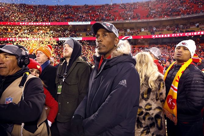 Former NFL executive explains why “apple doesn’t fall far from the tree” in wake of Patrick Mahomes Sr. humbling Chiefs QB