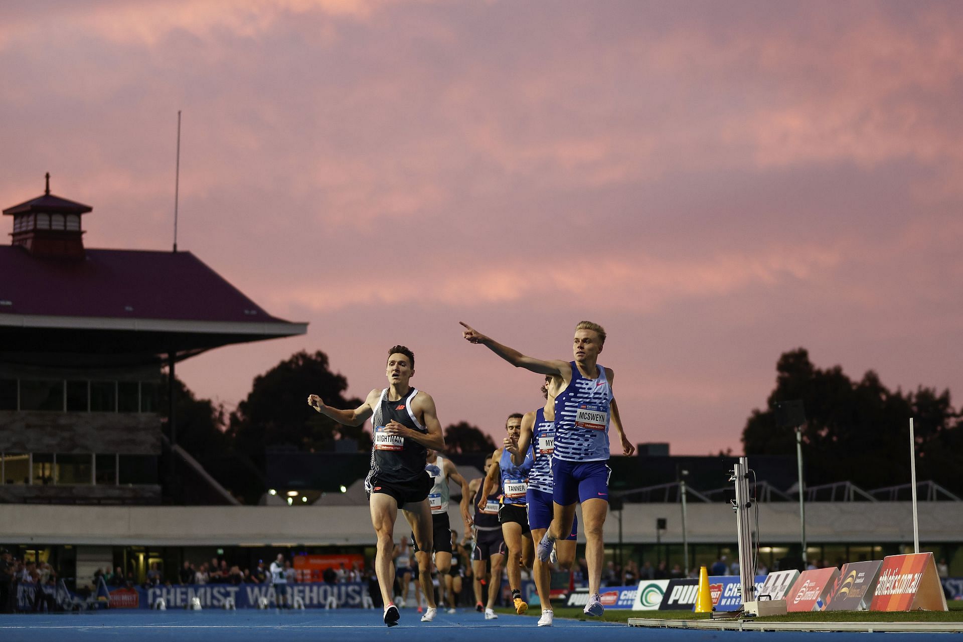 Stewart McSweyn wins the Men&#039;s John Landy Mile during the Maurie Plant Meet 2024. (Photo by Daniel Pockett/Getty Images)