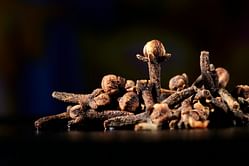 Is clove water good for the skin? Exploring its beauty benefits