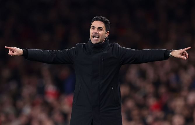 Arsenal to battle Borussia Dortmund for Barcelona defender's signature in the summer - Reports