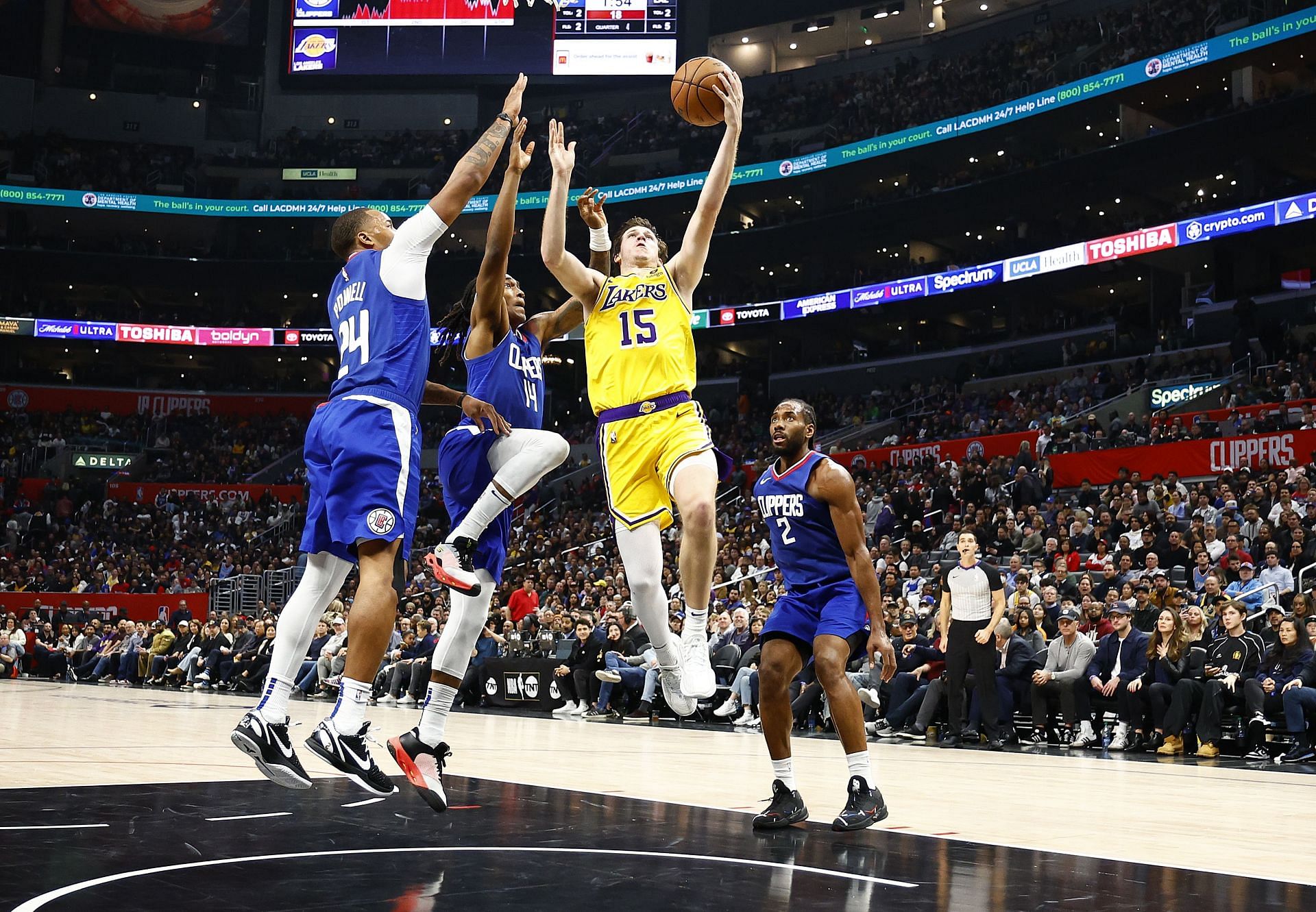 The Lakers beat the Clippers to win the season series 3-1.