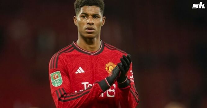 Manchester United star Marcus Rashford picks up £60 parking ticket after leaving McLaren on double yellow lines - Reports