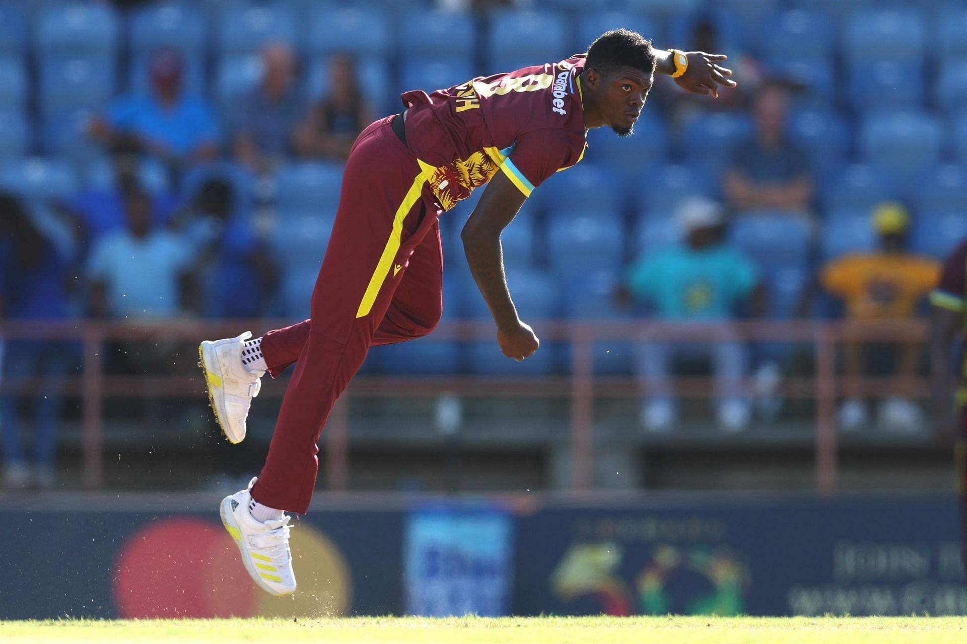 Alzarri Joseph&#039;s 6/12 for the Mumbai Indians against the SunRisers Hyderabad in 2019 are the best figures in IPL history. [P/C: Getty]