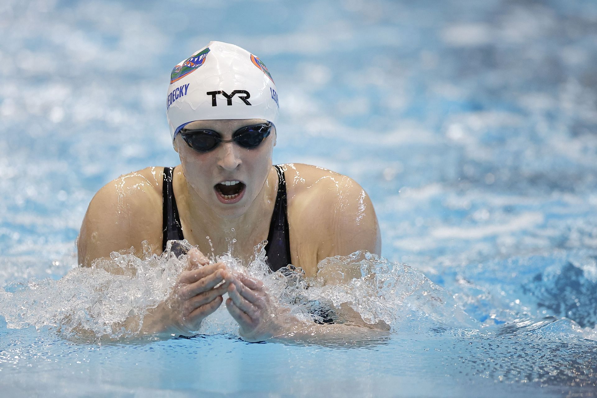 Katie Ledecky competes in the Women&#039;s 400m Individual Medley at the 2024 TYR Pro Swim Series in Knoxville, Tennessee.