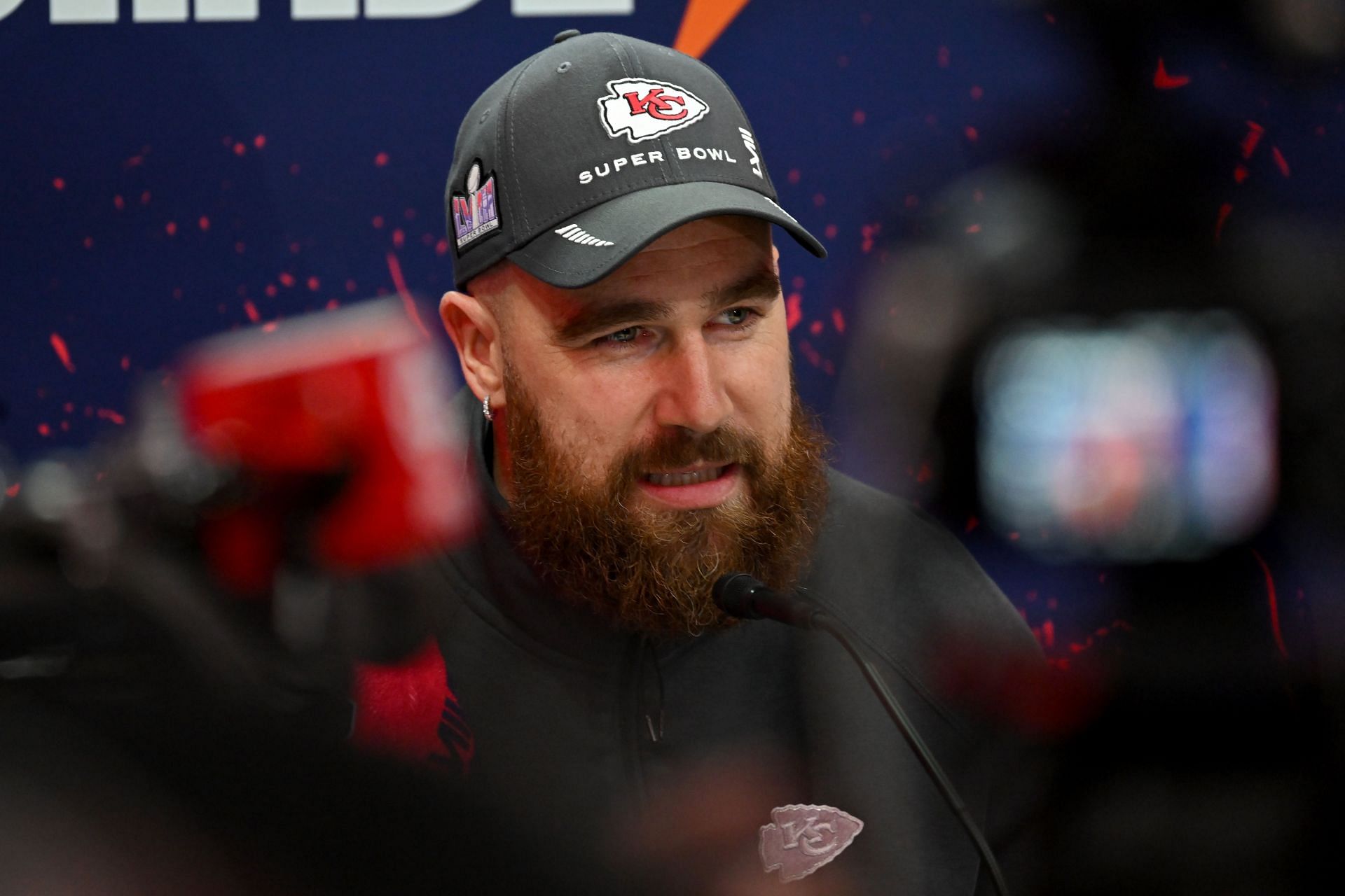 Chiefs kingdom warns 49ers fans for booing Travis Kelce during Super ...