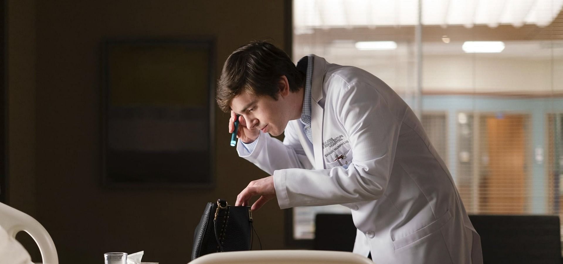 Freddie Highmore in The Good Doctor (Image via imdb)