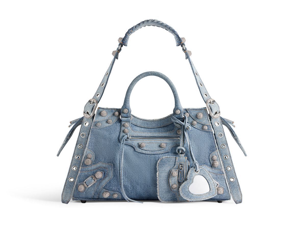 The Neo Cagole City handbag (Image via Balenciaga)