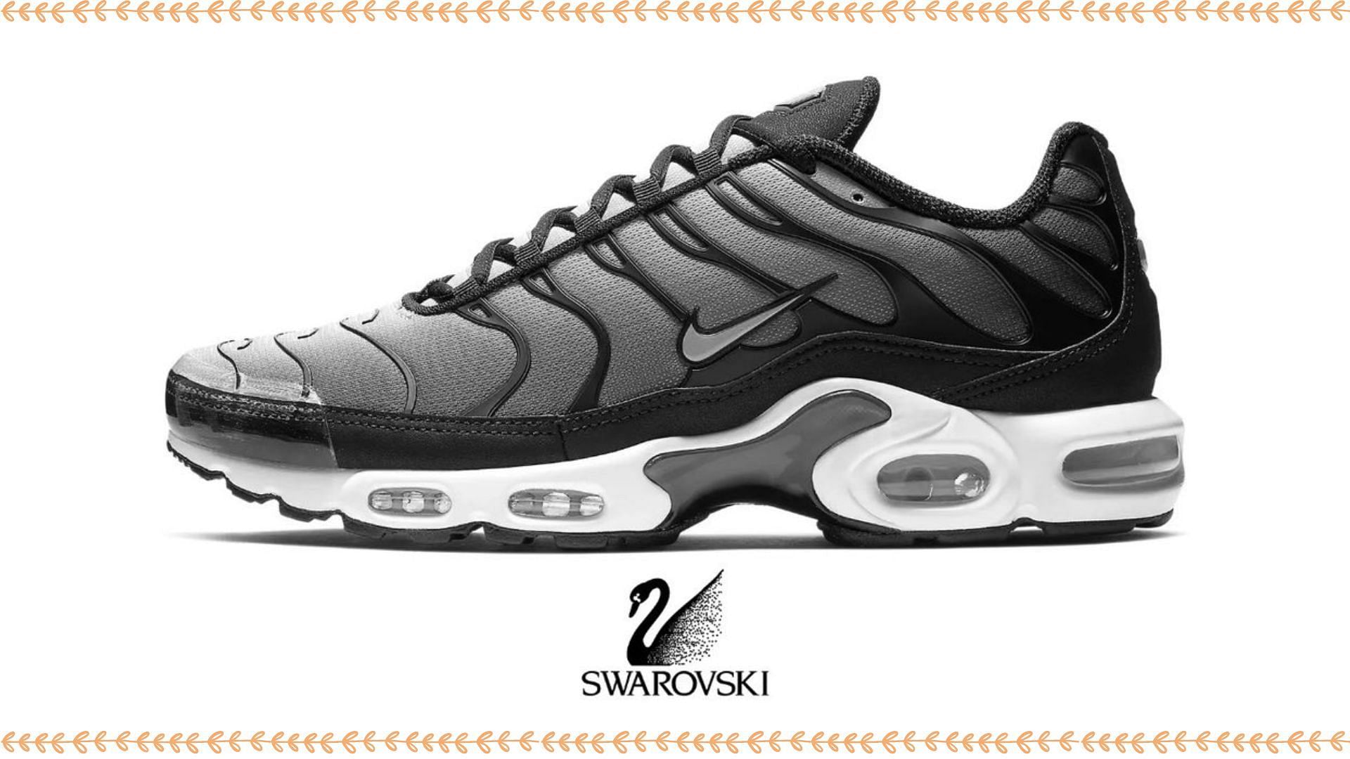 Swarovski x Nike Air Max Plus sneakers (Image via Twitter/@TheToeBox)