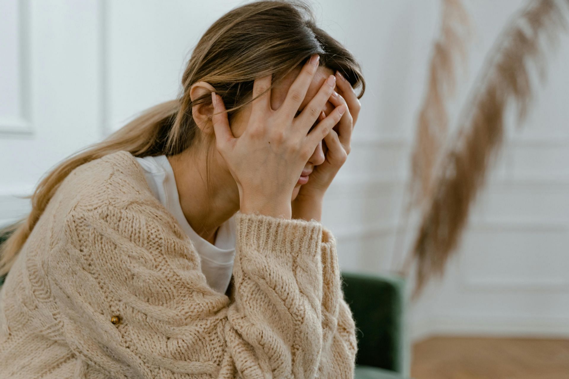 Abuse can take a toll on your emotional and social health. (Image via pexels/ Mart Production)