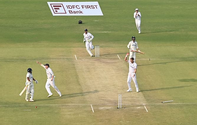 "It's okay such things happen"- Sarfaraz Khan opens up on conversation with Ravindra Jadeja after Stumps on Day 1 of IND vs ENG 3rd Test