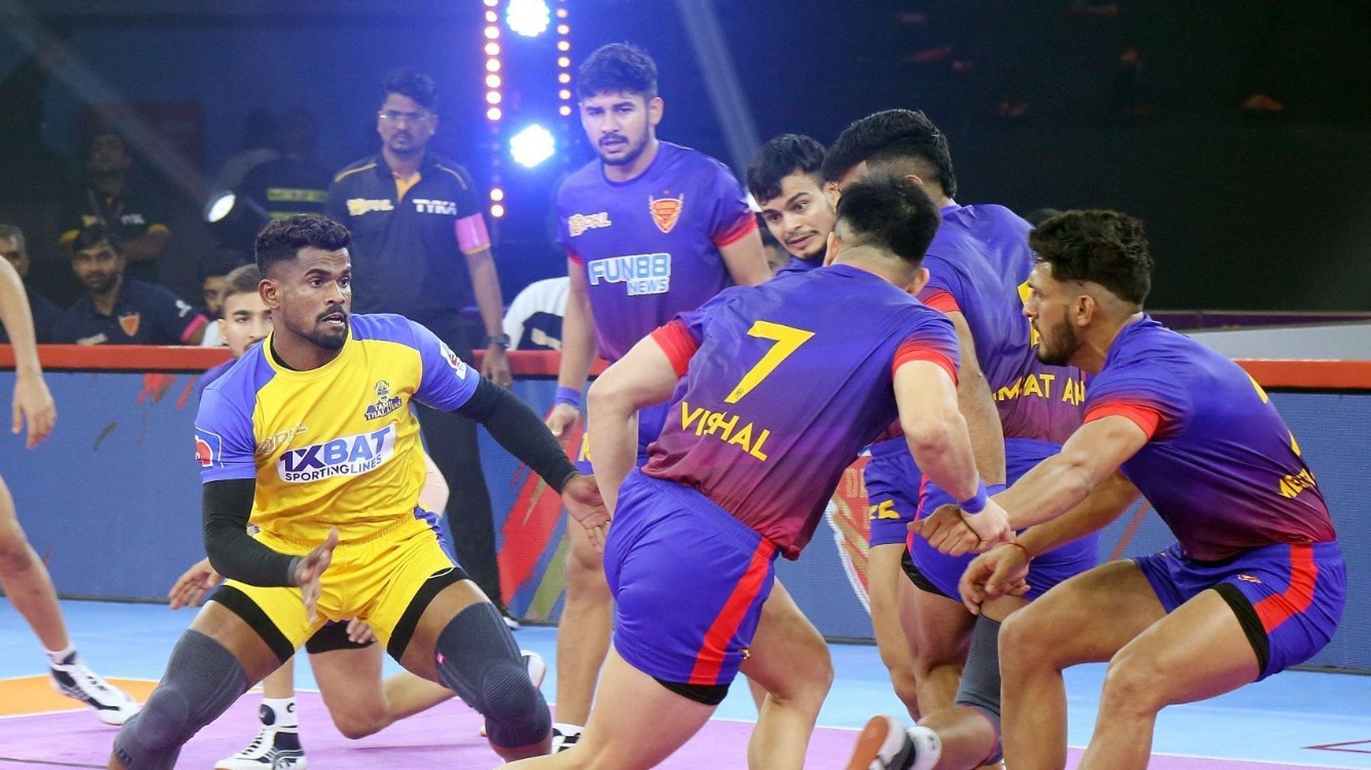 Dabang Delhi set to take on Tamil Thalaivas in match 120 of 2023 PKL.