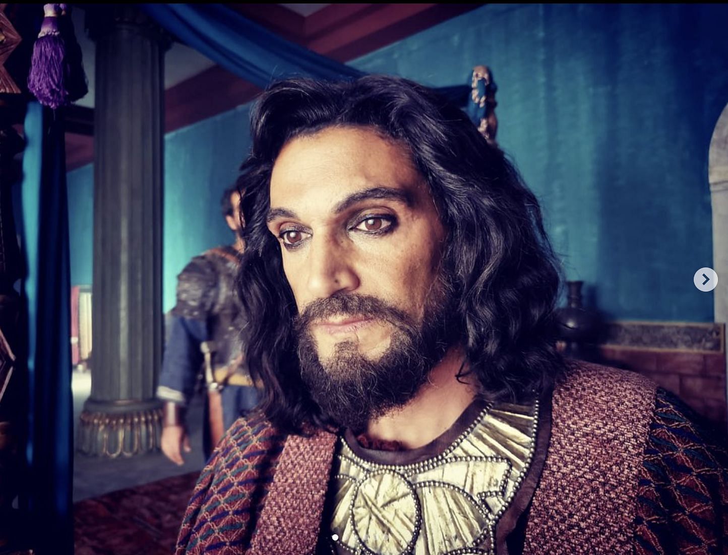 A still of Mido Hamada who portrays King Darius in Netflix series. (Image via Instagram/@Midohamada)