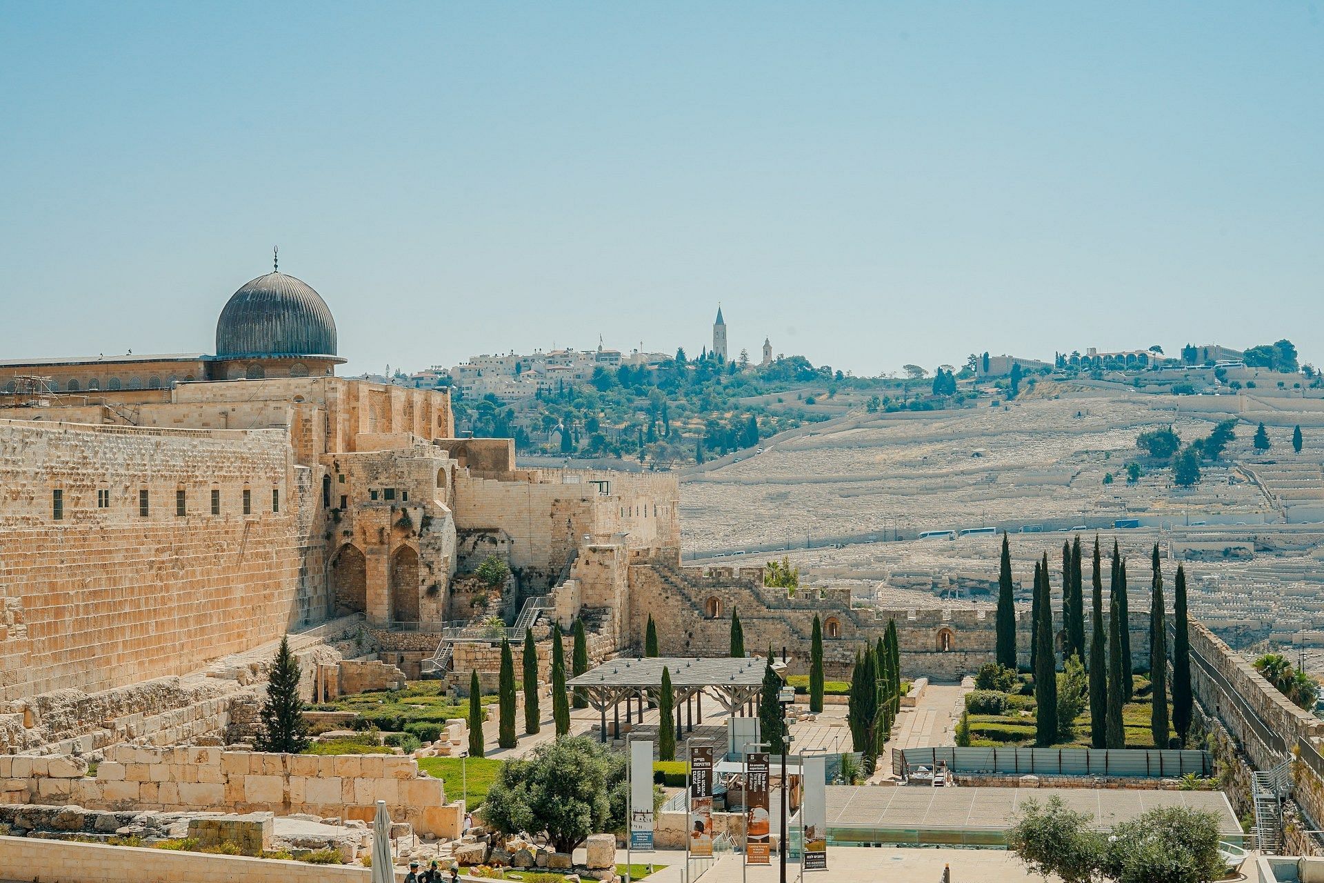 Some parts of The Book of Clarence were shot in Jerusalem, Israel (Image via Unsplash/Toa Heftiba)
