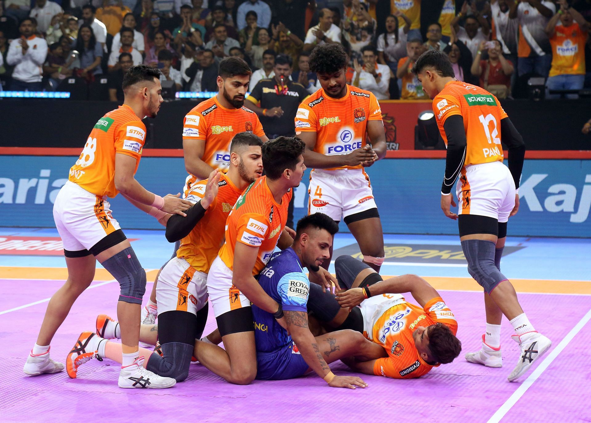 Puneri Paltan vs Bengal Warriors (image via PKL)