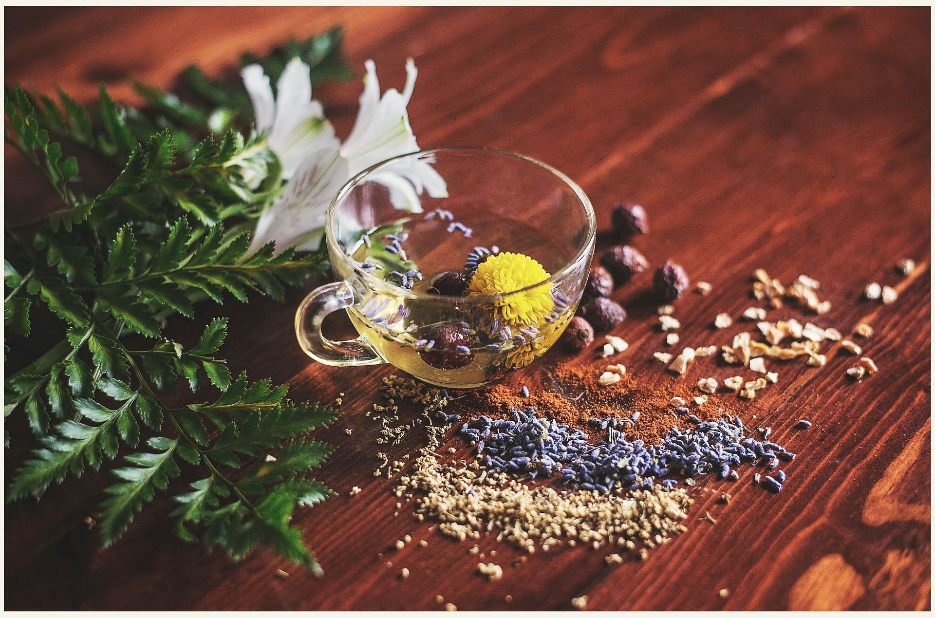 Chamomile tea and chamomile oil are proven remedies. (Image by Lisa Hobbs/Unsplash)