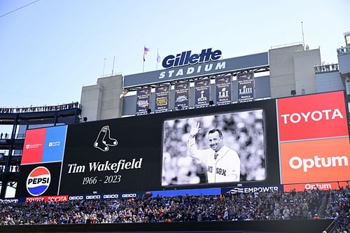 Tim Wakefield and his wife have now both passed on