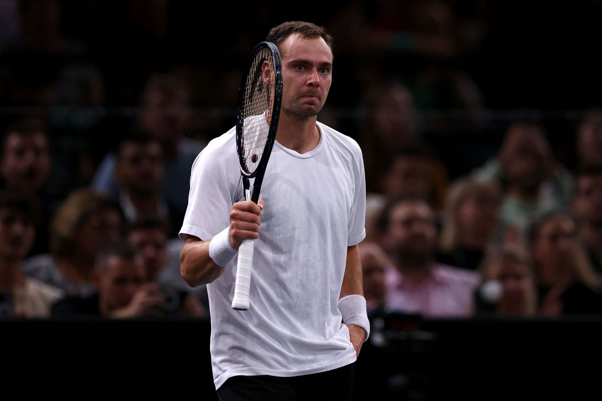 Roman Safiullin at the 2023 Paris Masters.