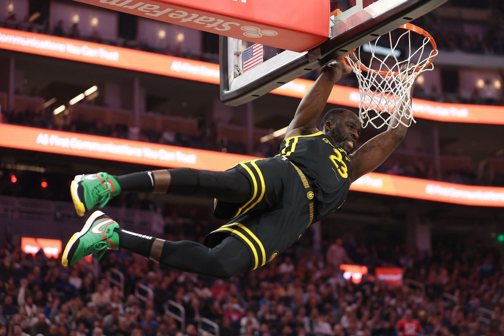 Draymond Green got hit in the face against the LA Clippers.