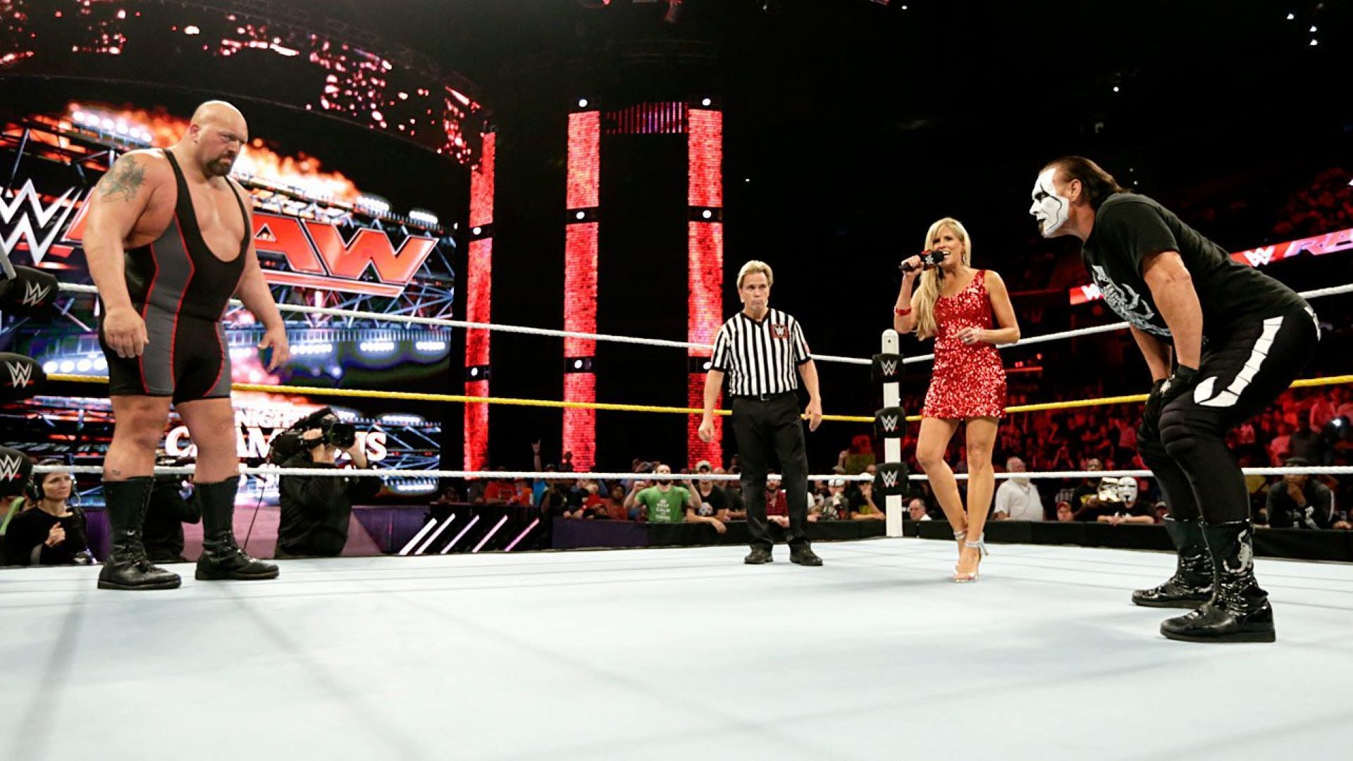 Sting and Paul Wight aka Big Show do battle on WWE RAW